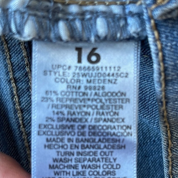 Jordache embroidered flower design adjustable  waist shorts size 16 daisy denim - Picture 5 of 17